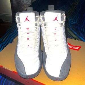 Jordan 12 dark gray size 12
